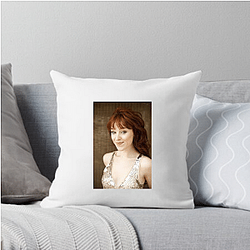 Style Icon Ruth Connell Pillows Cover