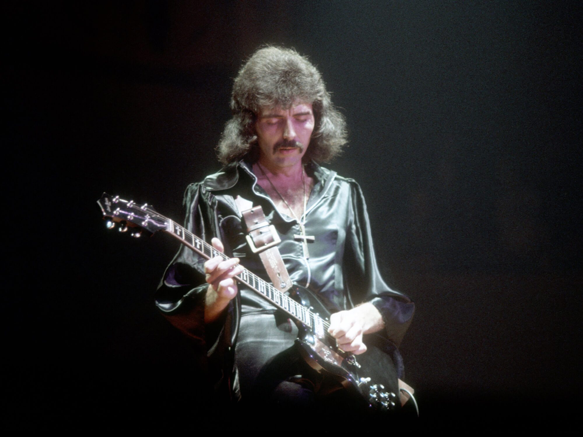 How Tony Iommis Guitar Style Defined Heavy Metal