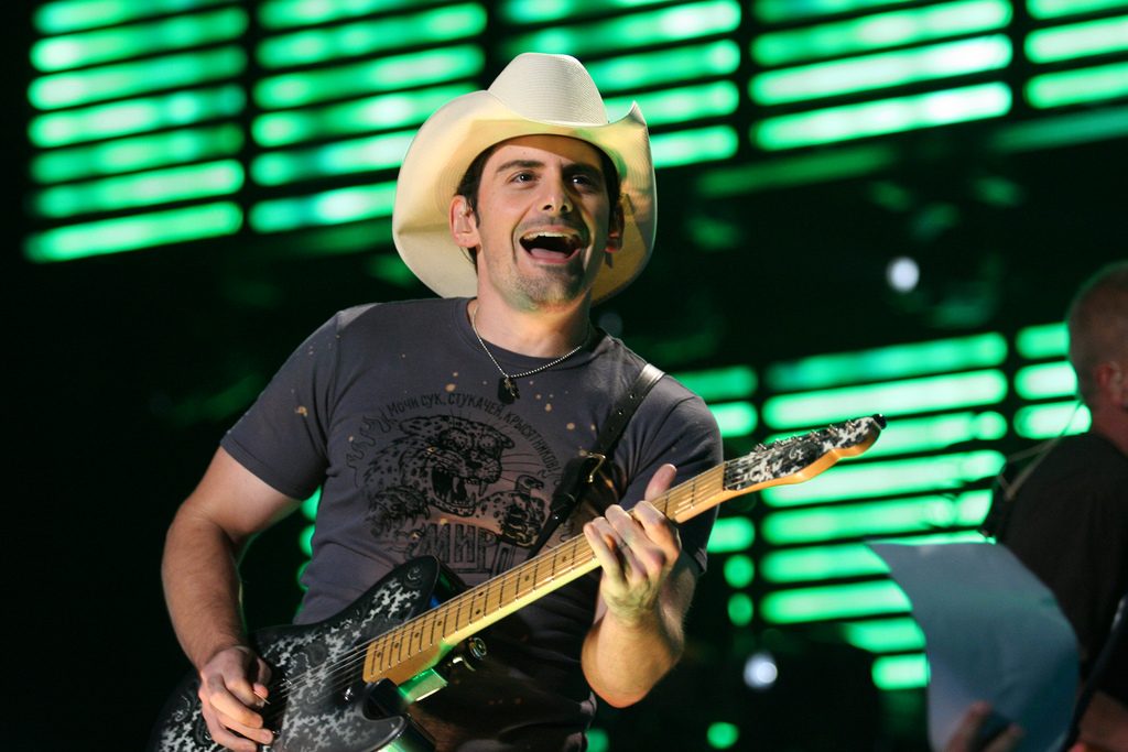 Discover the Best of Brad Paisley: The Ultimate Shop Experience!