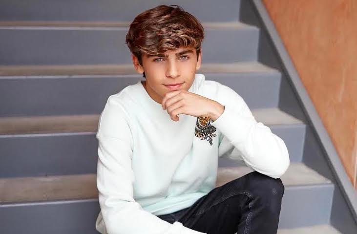 Discover the Hottest Ayden Mekus Merch for True Fans!