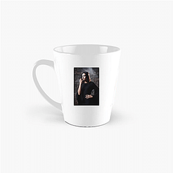 Lifestyle Content Safiya Nygaard Mugs