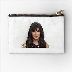 Sandra Bullock With Zipper Pouch