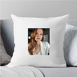 Sarah Drew is also a director and producer Sarah Drew Pillows Cover