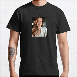 Sarah Drew is also a director and producer Sarah Drew T-Shirts