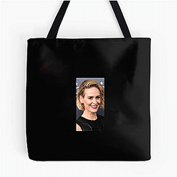 Sarah Paulson won an Emmy for her role in The People v O J Simpson Sarah Paulson Bags
