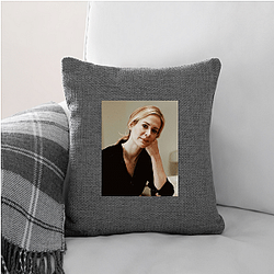 Sarah Paulson is also a stage actress Sarah Paulson Pillows Cover