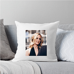 Sarah Paulson has also won a Golden Globe Award Sarah Paulson Pillows Cover