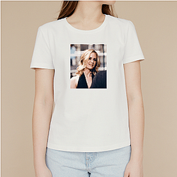 Sarah Paulson has also won a Golden Globe Award Sarah Paulson T-Shirts