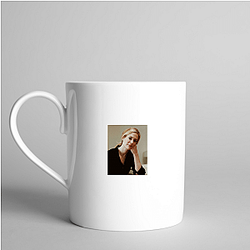 Sarah Paulson is also a stage actress Sarah Paulson Mugs
