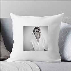 Sarah Paulson is known for her horror and drama roles Sarah Paulson Pillows Cover