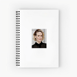 Sarah Paulson starred in the film Ocean's 8 Sarah Paulson Notebook