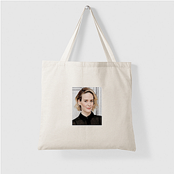 Sarah Paulson starred in the film Ocean's 8 Sarah Paulson Bags