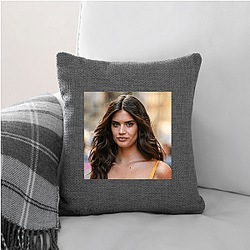 Sara Sampaio Merchandise Sara Sampaio Pillows Cover