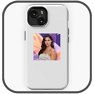 Sara Sampaio Cases