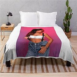 Kelly Kapowski - Saved by the Bell Throw Blanket