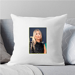 Red Carpet Queen Scarlet Rose Stallone Pillows Cover