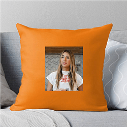 Breakout Actress Scarlet Rose Stallone Pillows Cover
