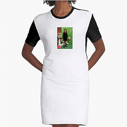 Scarlett Estevez has a bright personality Scarlett Estevez Dresses