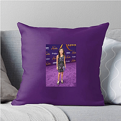 Scarlett Estevez appeared in the film Daddy's Home Scarlett Estevez Pillows Cover
