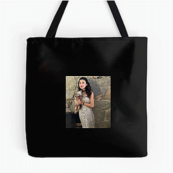 Scarlett Estevez is from Los Angeles California Scarlett Estevez Bags