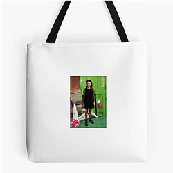 Scarlett Estevez has a bright personality Scarlett Estevez Bags