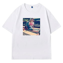Scarlett Estevez has a brother who is also an actor Scarlett Estevez T-Shirts