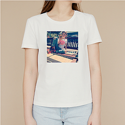Scarlett Estevez has a brother who is also an actor Scarlett Estevez T-Shirts