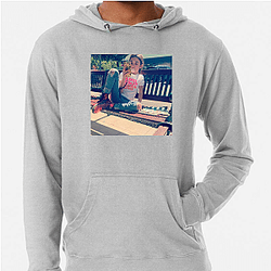 Scarlett Estevez has a brother who is also an actor Scarlett Estevez Hoodies