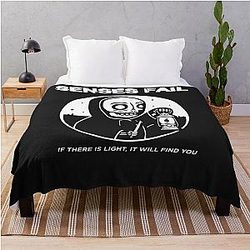 Senses fail essential t shirt Throw Blanket