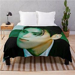 SF9 Taeyang Rumination scar ver Throw Blanket