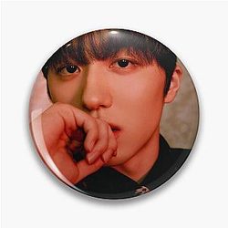 SF9 CHANI RUMINATION BLOOD VERSION PIN