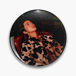 SF9 Hwiyoung Rumination Blood Version Pin