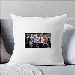 Shaun of the Dead The World Is A Pub Shaun Of The Dead Pillows Cover