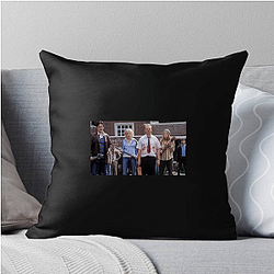 Shaun of the Dead The World Is A Pub Shaun Of The Dead Pillows Cover