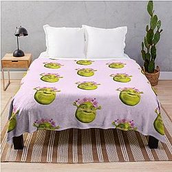 kawaii shrek  Throw Blanket