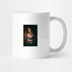Red Carpet Queen Simone Ashley Mugs
