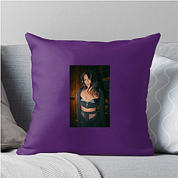 Red Carpet Queen Simone Ashley Pillows Cover