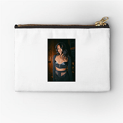 Red Carpet Queen Simone Ashley Zipper Pouches