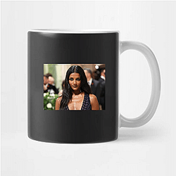 Style Icon Simone Ashley Mugs