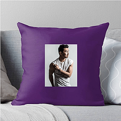 Simu Liu is a Canadian actor Simu Liu Pillows Cover
