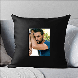 Skeet Ulrich is known for his film and TV roles Skeet Ulrich Pillows Cover