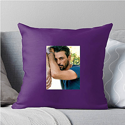 Skeet Ulrich is known for his film and TV roles Skeet Ulrich Pillows Cover