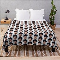 Slushy Hamza Throw Blanket