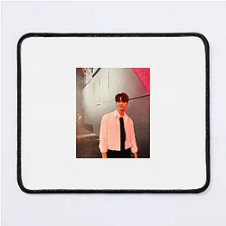Song Kang made his acting debut in 2017 Song Kang Mouse Pads