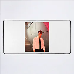 Song Kang made his acting debut in 2017 Song Kang Mouse Pads