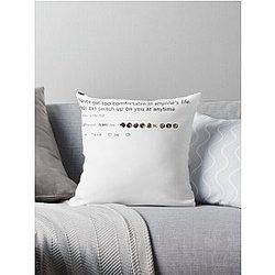 Soulja Boy - Never get too comfortable in anyones life, they can switch up on you anytime Throw Pillow
