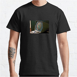 Spacewar! Spacewar! T-shirts