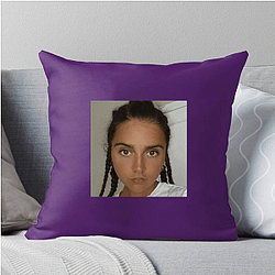 Stephania Ergemlidze The Queen of The Court Stephania Ergemlidze Pillows Cover