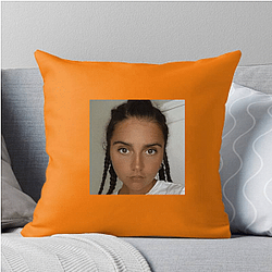 Stephania Ergemlidze The Queen of The Court Stephania Ergemlidze Pillows Cover