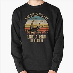 Stevie Nicks She Rules Her Life Like A Bird In Flight Vintage Pullover Sweatshirt